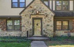 445 W 66th Terrace, Kansas City, MO 64113