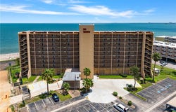 4000 Surfside Boulevard, Corpus Christi, TX 78402