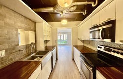 3240 Clairmont N NE, Atlanta, GA 30329