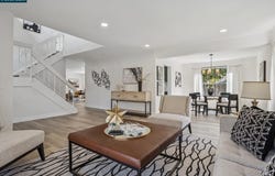 20 Alhambra Hills Dr, Martinez, CA 94553