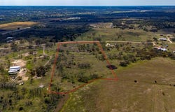 444 Mosel Rd, Harper, TX 78631