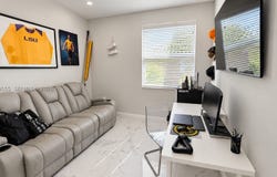 212 SW 179th Avenue, Pembroke Pines, FL 33029