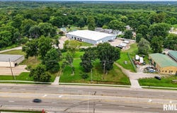 3945 PEORIA Road, Springfield, IL 62702