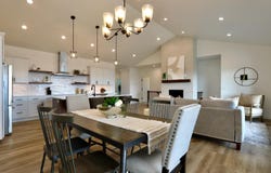 9006 E Clearview Ln, Spokane, WA 99217