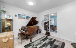 144 Royal Way, Upland, CA 91786
