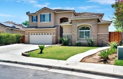 2768 Goshen Avenue, Clovis, CA 93611