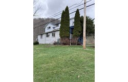 10 Lyman Road, Roulette, PA 16746