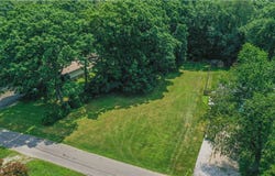 Buena Vista, Akron, OH 44319