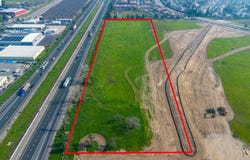 475 Quintal Rd, Manteca, CA 95337