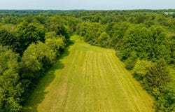 02 River Bend, Manchester, MI 48158