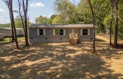 110 Ratledge Rd, Sweetwater, TN 37874