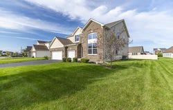 10461 Pine Lane, St. John, IN 46373