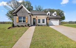 292 Wells Drive, Hernando, MS 38632