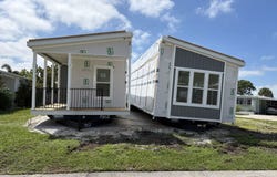 38 7th Street E, Nokomis, FL 34275