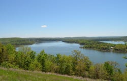 311 Cliffside Drive, Galena, MO 65656