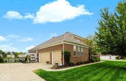 8856 Spring Violet Place, Zionsville, IN 46077