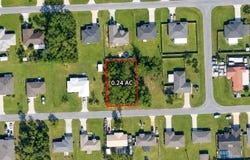 156th SW Loop, Ocala, FL 34483