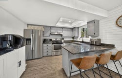 160 Stanton Ave, Vacaville, CA 95687