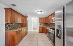 32 Beverly Street, Islip, NY 11751