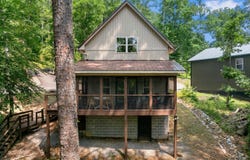 1055 LAKE Dr, Logan, AL 35098