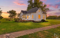 104 E Cleveland Street, Cullom, IL 60929