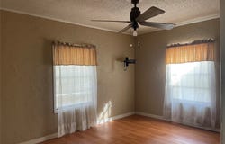 406 S Austin Street, Wolfe City, TX 75496