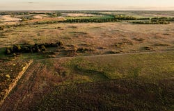 W Parallel Rd, Arlington, KS 67514
