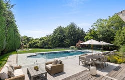 39 Aberdeen Lane, Southampton, NY 11968