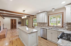3520 Chamberlain Avenue SE, Grand Rapids, MI 49508
