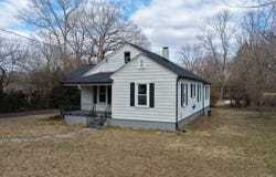 108 Parkway Dr, Danville, VA 24541