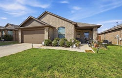 821 Rutherford Drive, Crowley, TX 76036