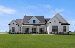 131 Adilynn Trail, Venus, TX 76084