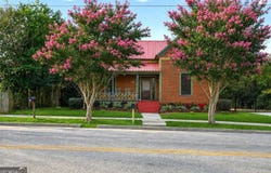 33 Main Street, Register, GA 30452
