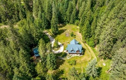 1198 Mountain View Dr, Sandpoint, ID 83864
