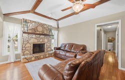 2 E Frontier Ln, Rose Hill, KS 67133-9445