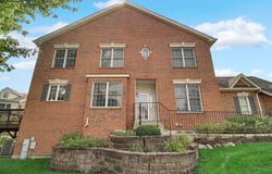 22 Red Tail Drive, Hawthorn Woods, IL 60047