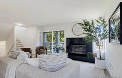857 America Way, Del Mar, CA 92014