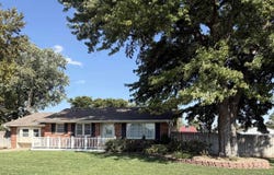 3206 N Waldron St, Hutchinson, KS 67502