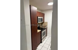 600 NW 32nd Pl, Miami, FL 33125