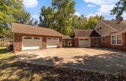 846 Bellview Place, Herrin, IL 62948