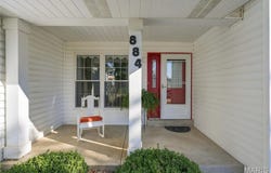 884 Chestnut Oak Drive, St Charles, MO 63303