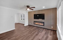 605 E 88th Place, Chicago, IL 60619
