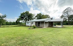 594 Sullivan, Broken Bow, OK 74728