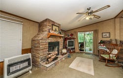 3763 County Road 302, Eureka Springs, AR 72632