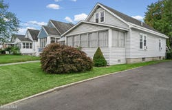 3025 Edgewood Avenue, Rotterdam, NY 12306