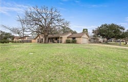 2403 Briar Oaks Drive, Bryan, TX 77802