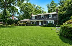 23 Whitney Gate, Smithtown, NY 11787