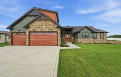 7342 Brookhaven Drive, Crown Point, IN 46307