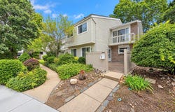 204 Springmeadow Drive, Holbrook, NY 11741