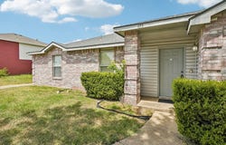 659 Pondview Drive, Cedar Hill, TX 75104